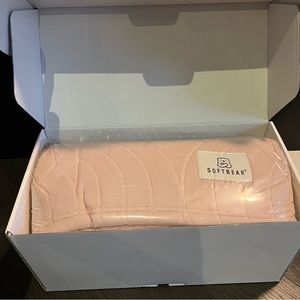 (BNIB) Softbear Fleece Blanket (King size)